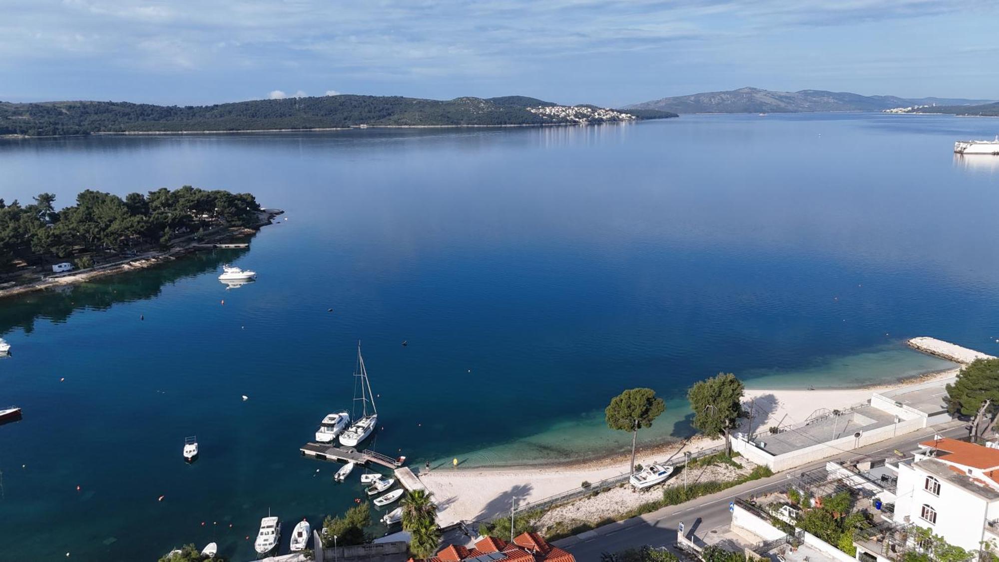 Apartment Sara Trogir Bagian luar foto
