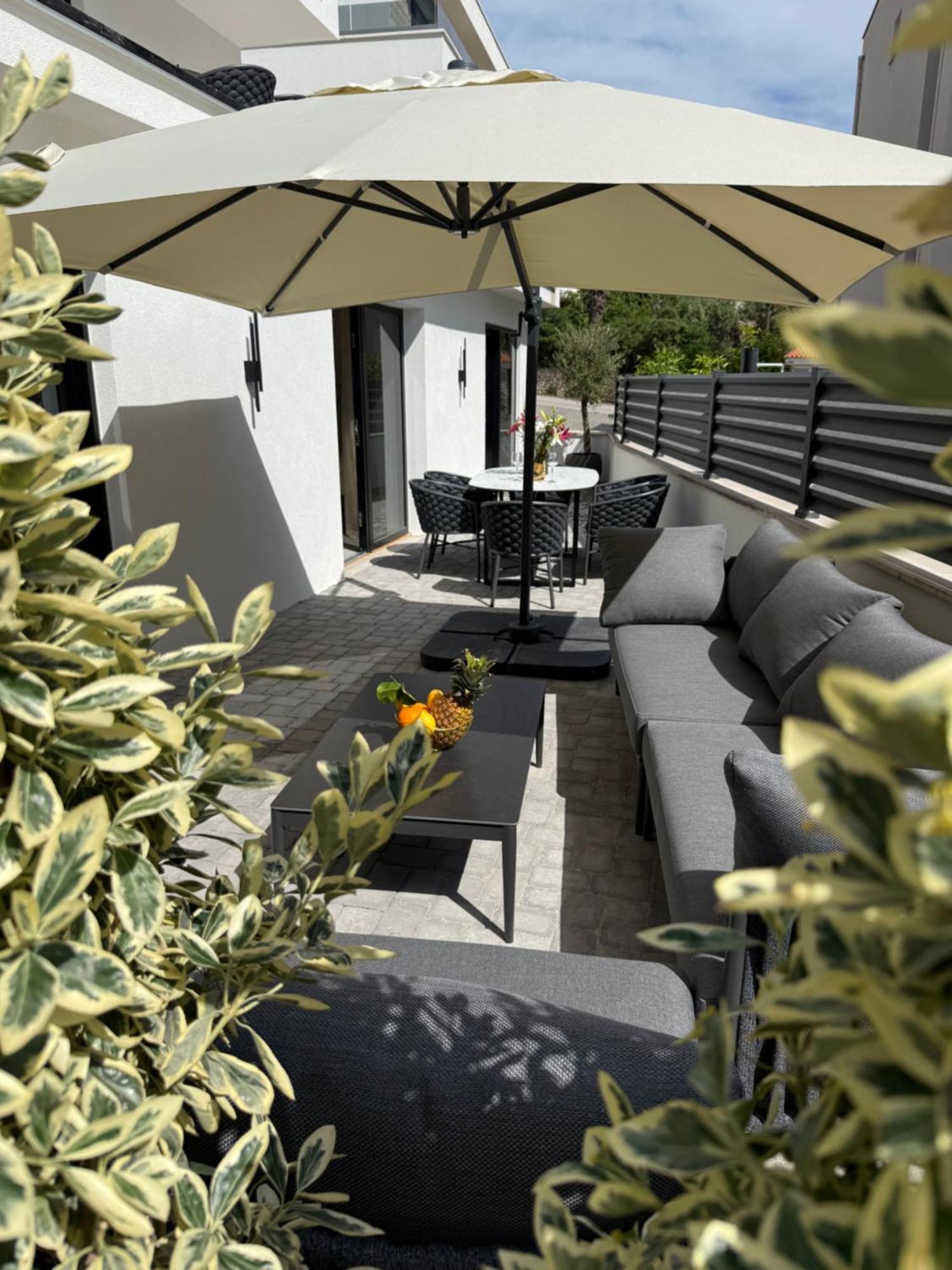 Apartment Sara Trogir Bagian luar foto