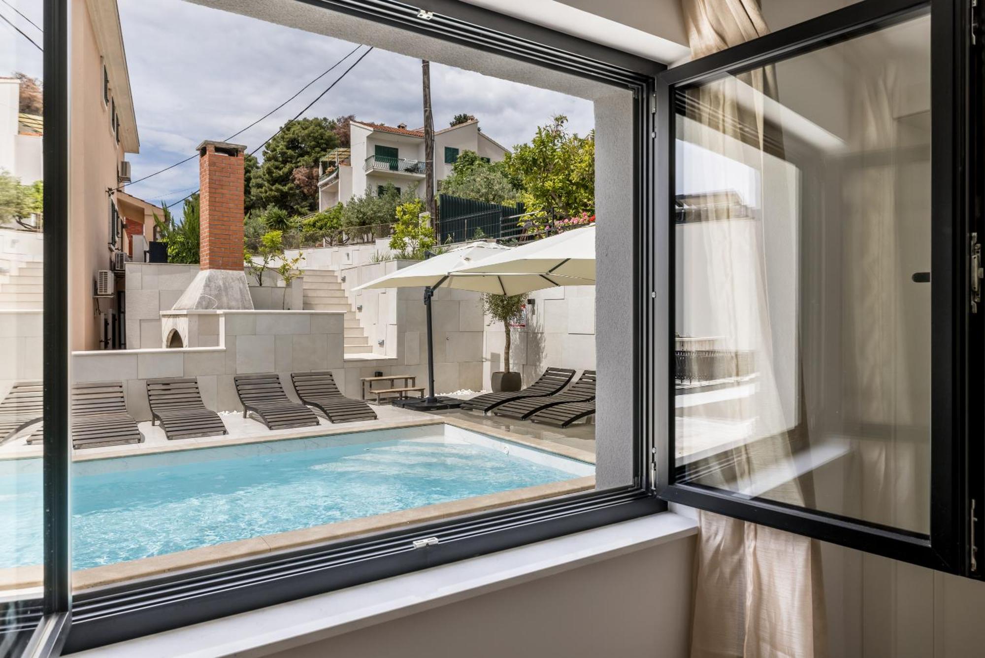Apartment Sara Trogir Bagian luar foto
