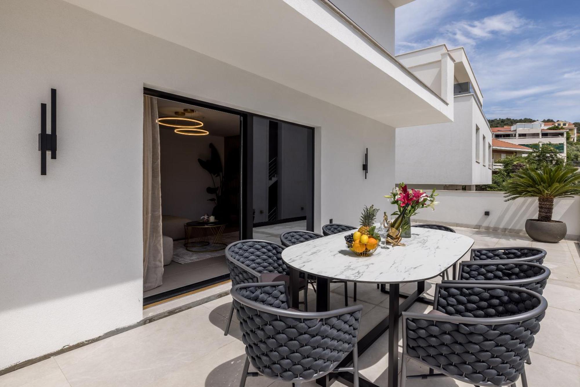 Apartment Sara Trogir Bagian luar foto